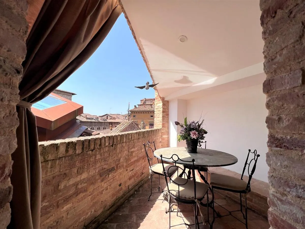 Il Terrazzo Di Tolomei Siena