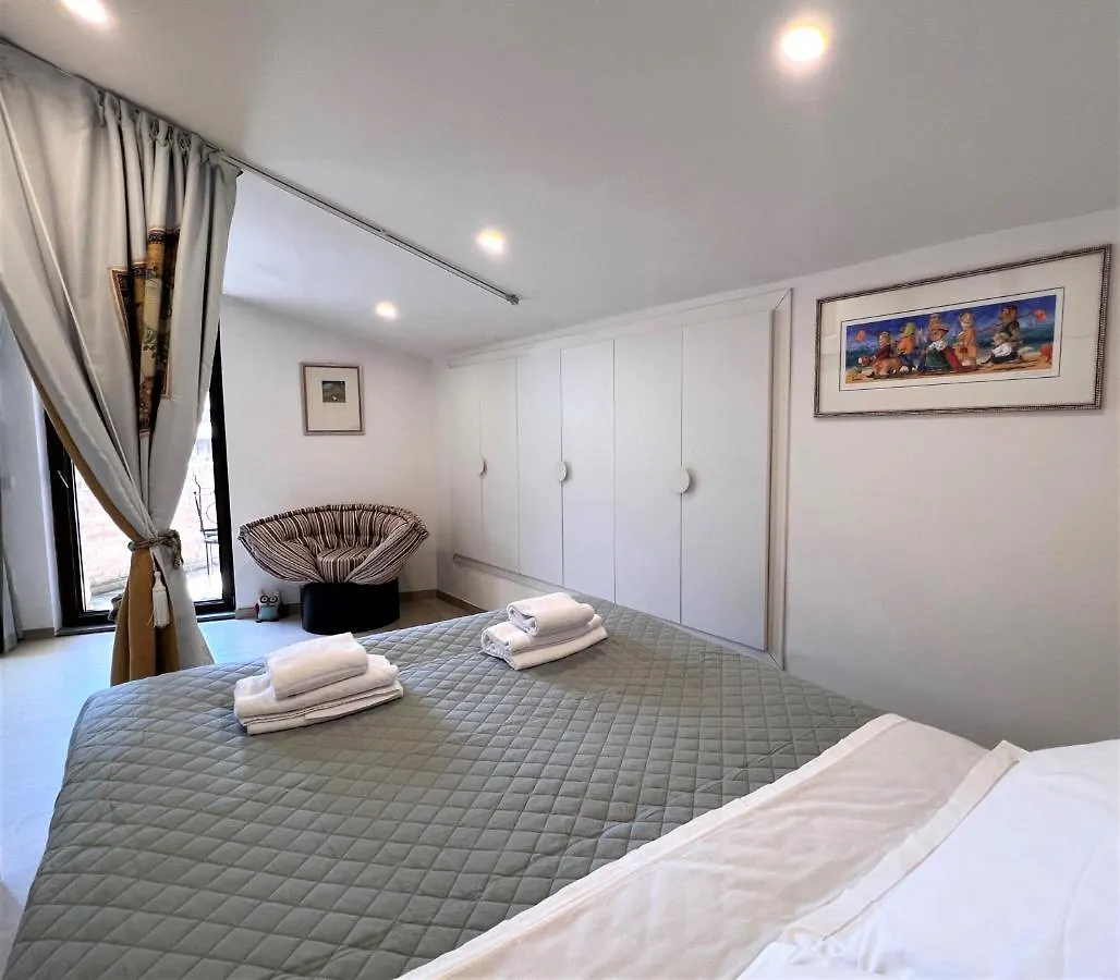 Apartment Il Terrazzo Di Tolomei Siena